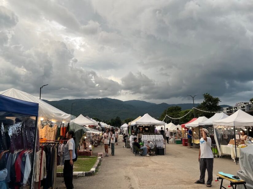 チェンマイ大学エリアで最近人気のTay Market（テイマーケット）